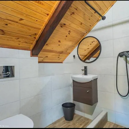 Idea I Caloroczne بيت للعطل *